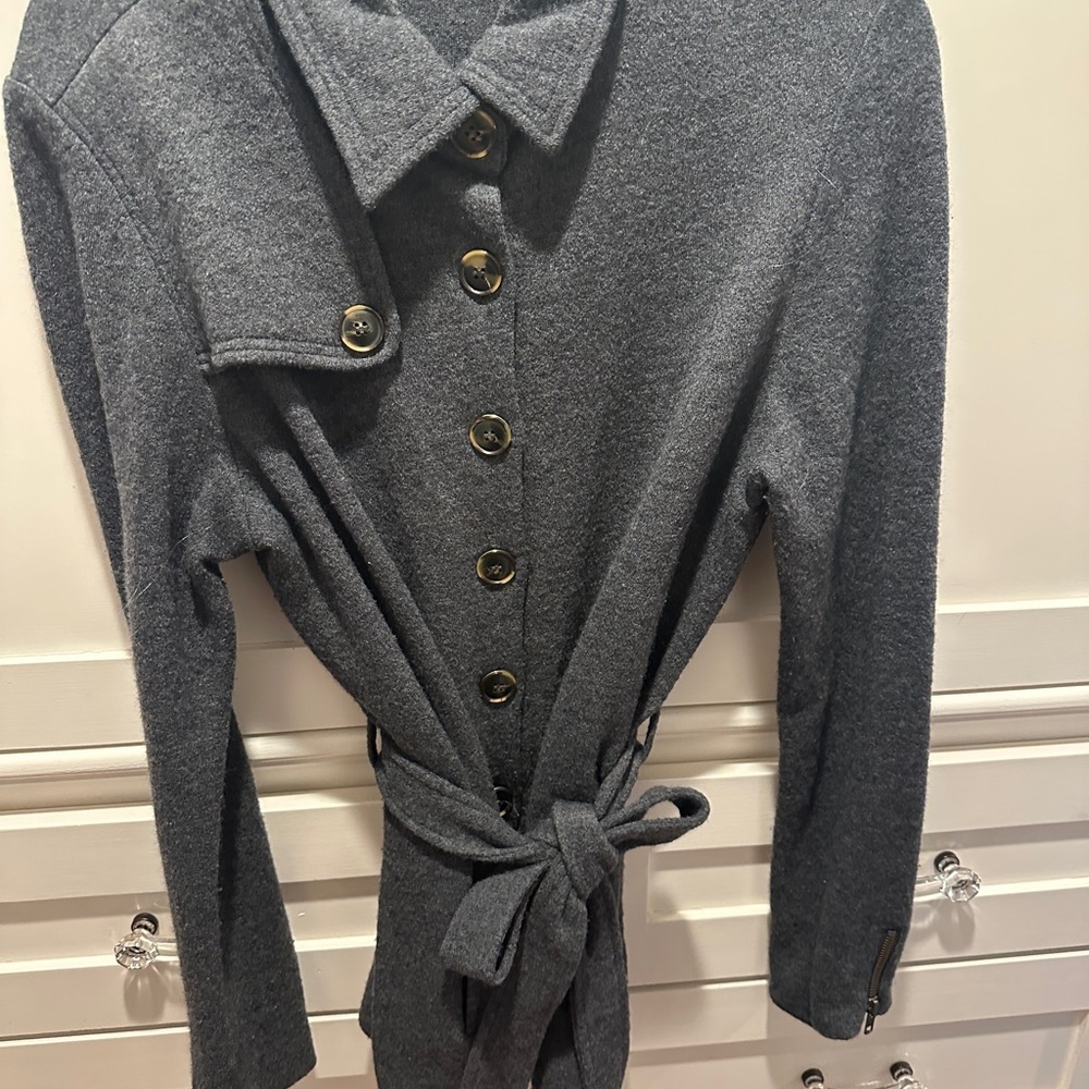 J. McLaughlin Gray Belted Blazer